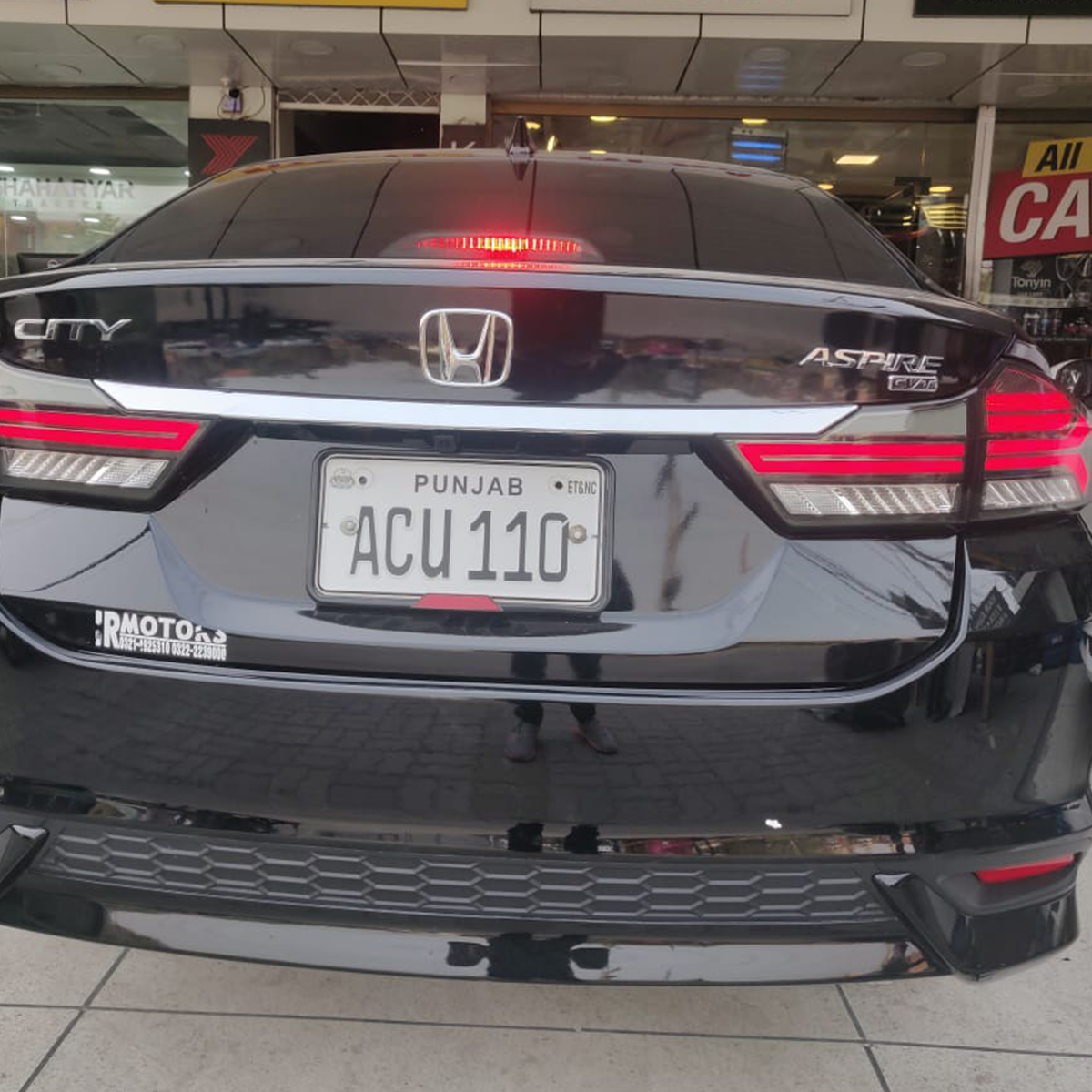 Back Lava Light Smoke with Red Crystals for Honda City 2022 - Thumbnail 2