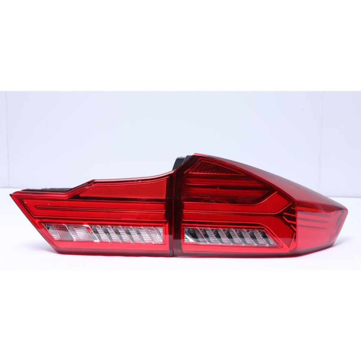 Back Lava Light Smoke with Red Crystals for Honda City 2022 - Thumbnail 4