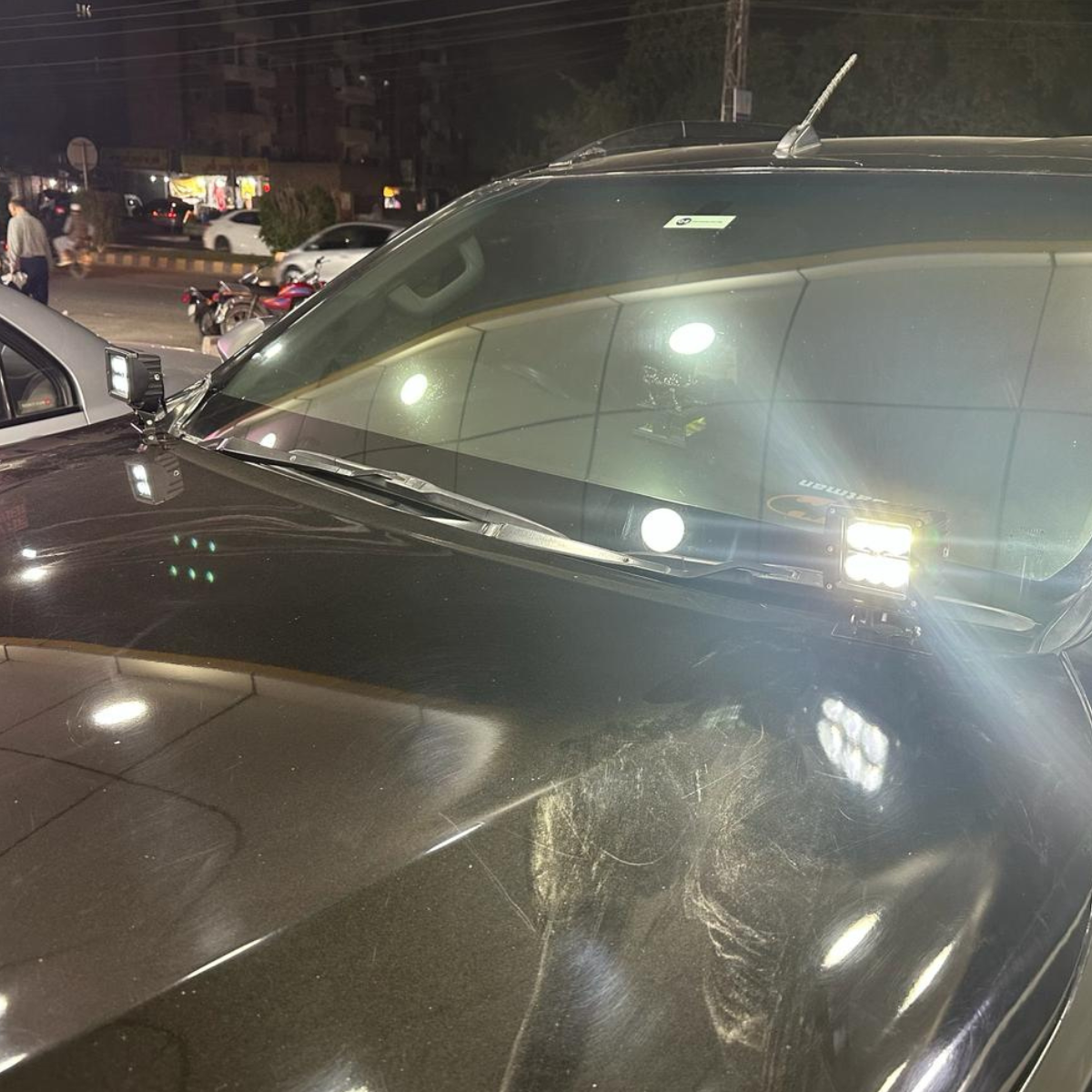 Bonnet LED Pod Lights for SUV's - 2 lights per kit - Thumbnail 4