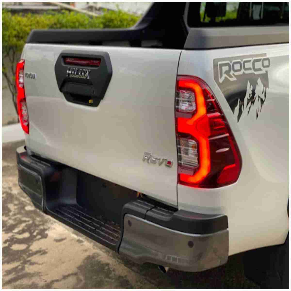 Back Lamps / Back Tail Lights For Toyota Hilux Rocco 2021 - Thumbnail 3
