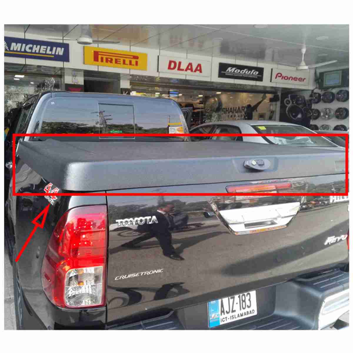 Toyota Hilux Revo / Vigo 2014 to 2018 - Back Full Super Lid Box / Cover Manual - Thumbnail 2